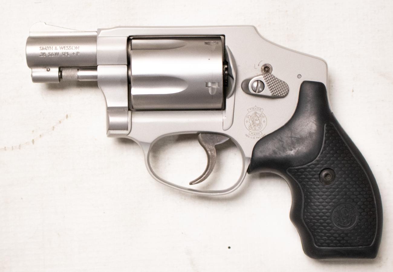 SMITH AND WESSON 642-2 38SPL Police Trade-In Revolver with Shrouded Hammer